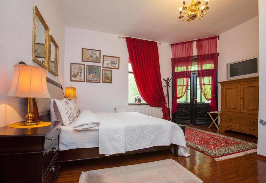 Il Piccolo Castello บุชเตนี ภายนอก รูปภาพ